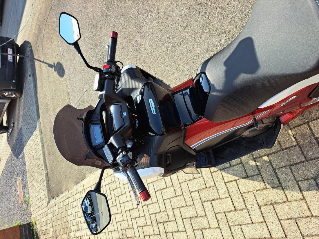 1000064114