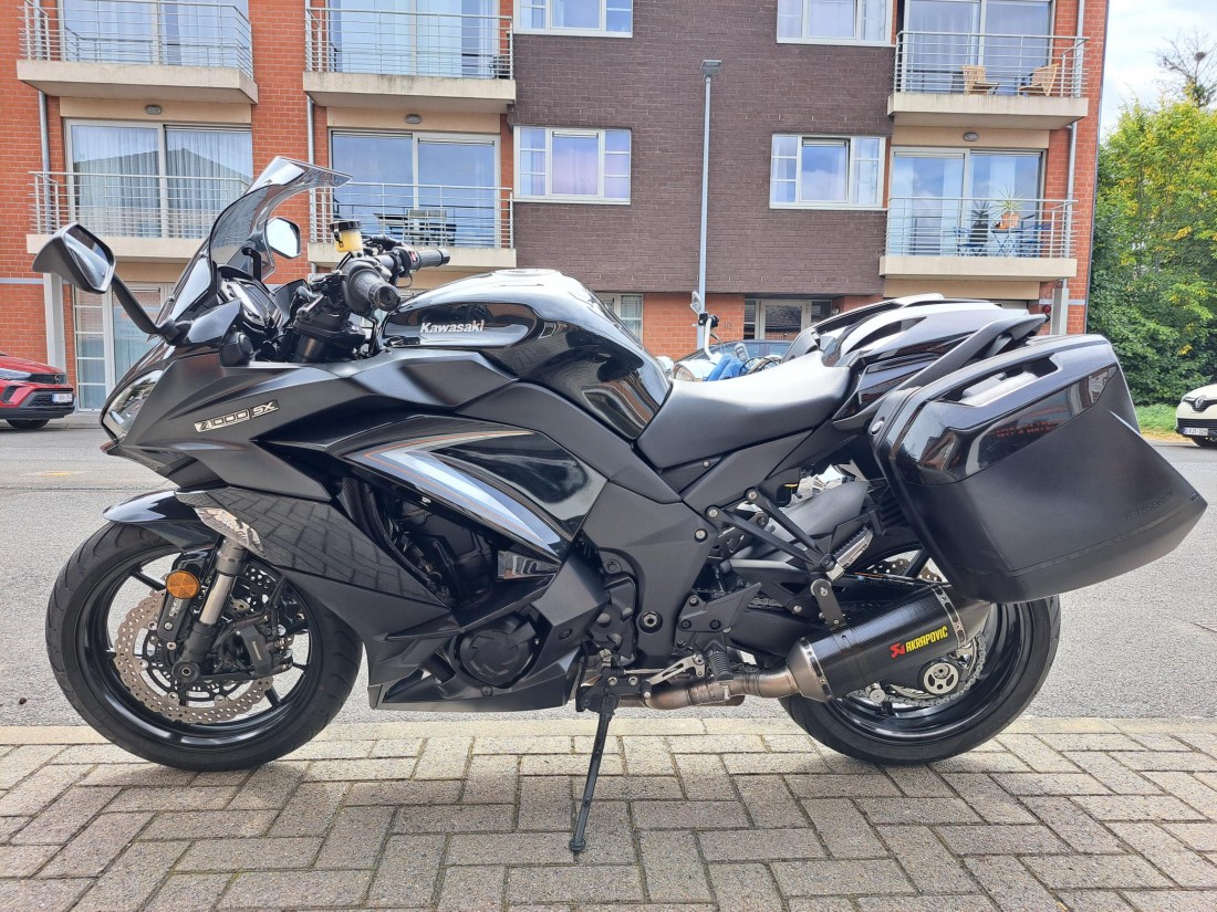 1000065773